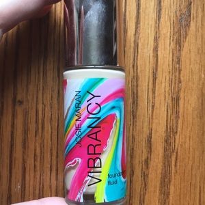 Josie Maran Vibrancy Foundation Fluid